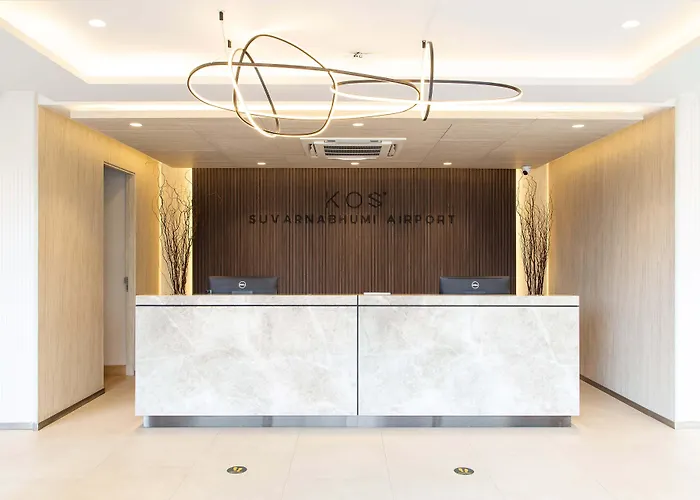 Kos Suvarnabhumi Airport -sha Extra 3* バンコク都